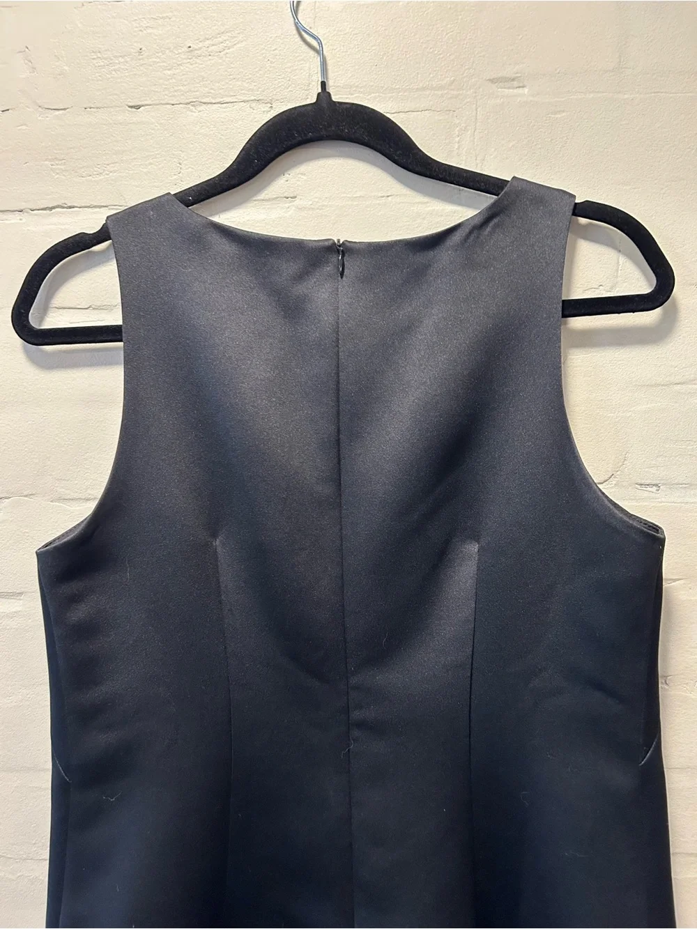 Camilyn Beth Sasha Black Satin Ruffle Flounce Hem Mini Dress Size 6 - Picture 8 of 9